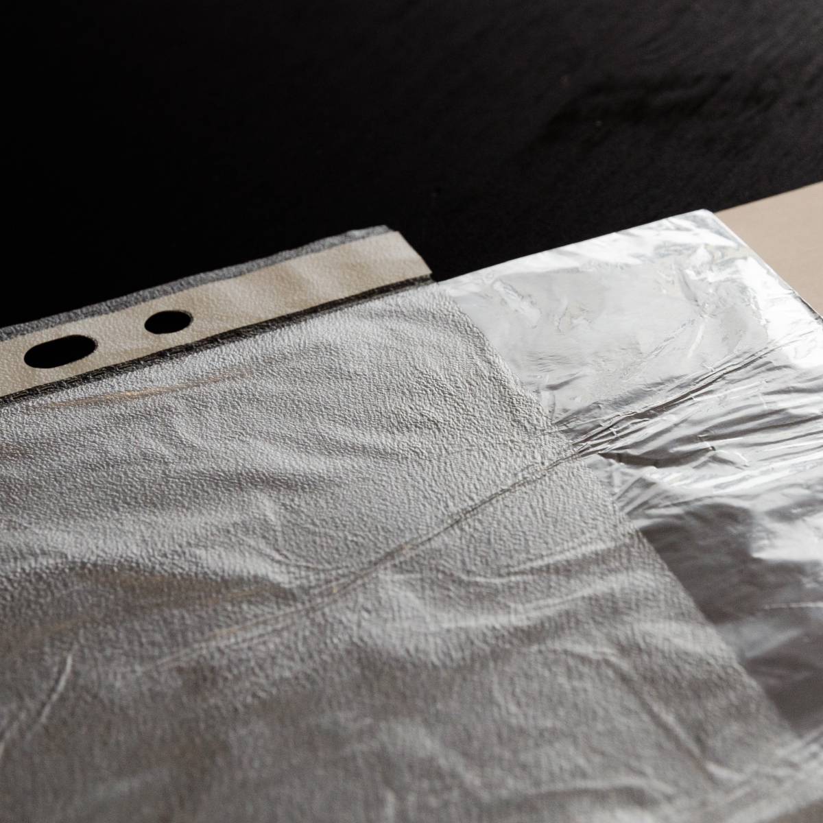 Simple but more resistant DIY aluminum foil reflector · Johannes Wienke