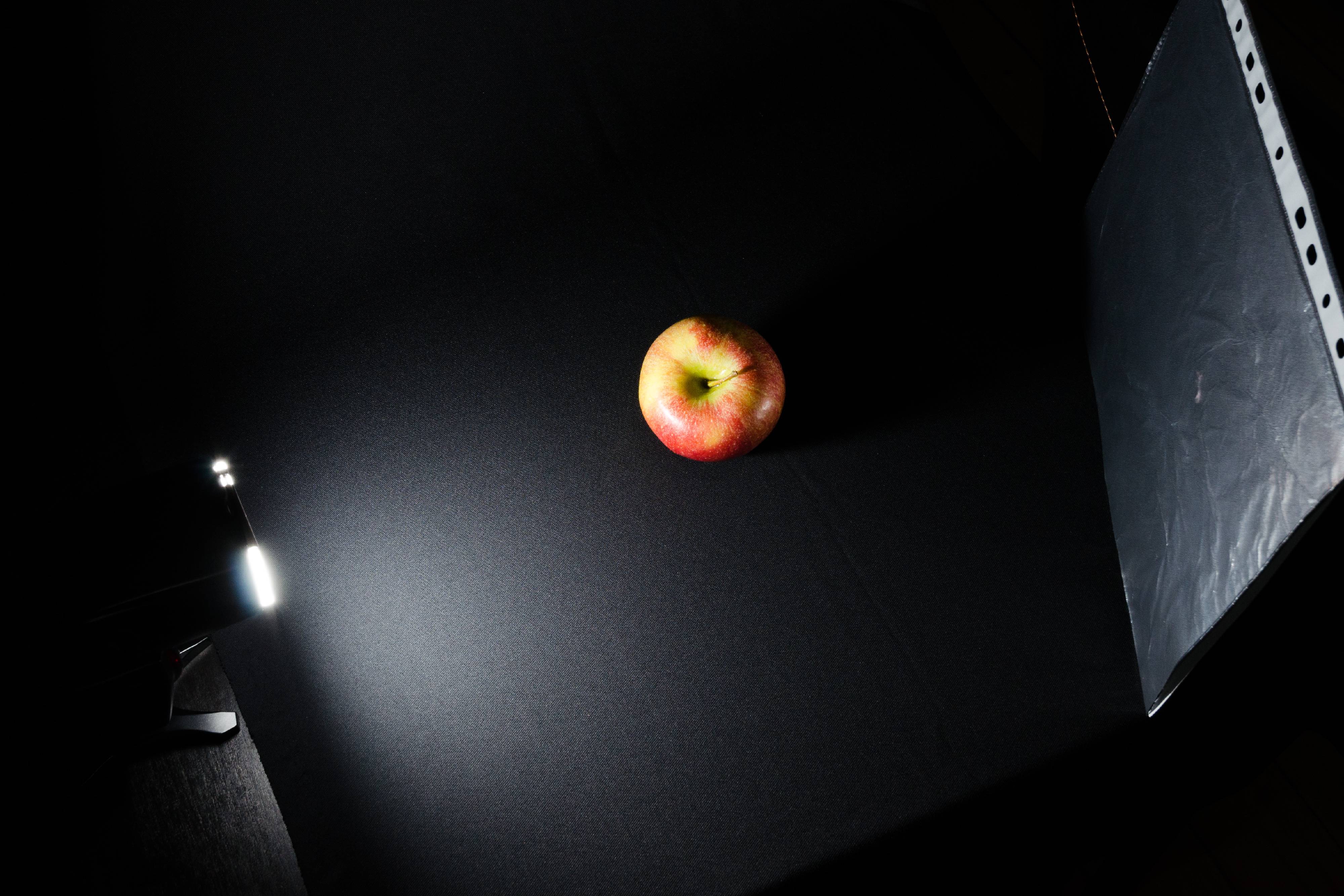 Simple but more resistant DIY aluminum foil reflector · Johannes Wienke